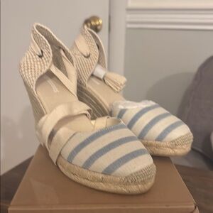 Soludos Cream and Blue Espadrille Wedge Sandals